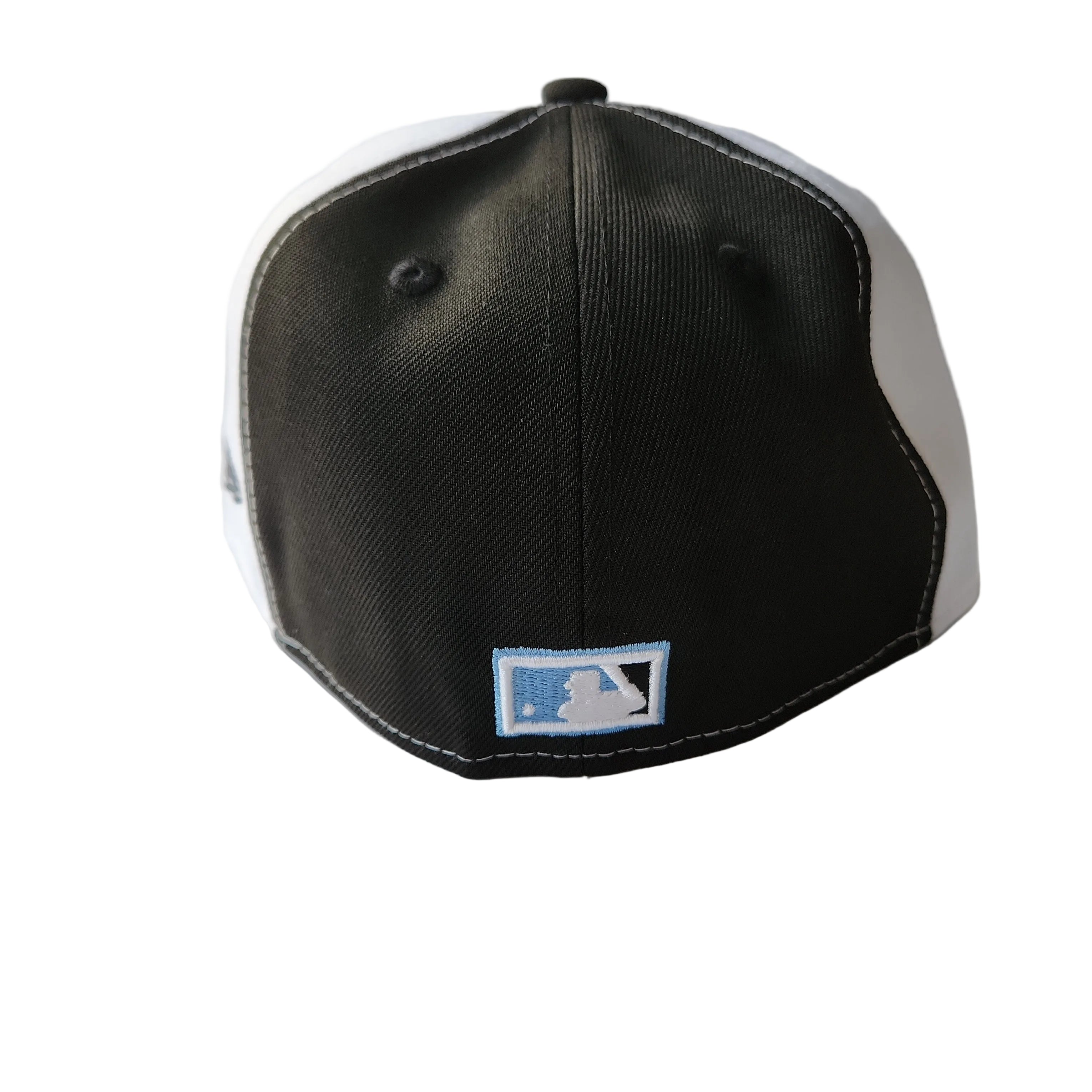 Montreal Expos MLB New Era Men's Light Blue/White 59Fifty Cooperstown Fitted Hat