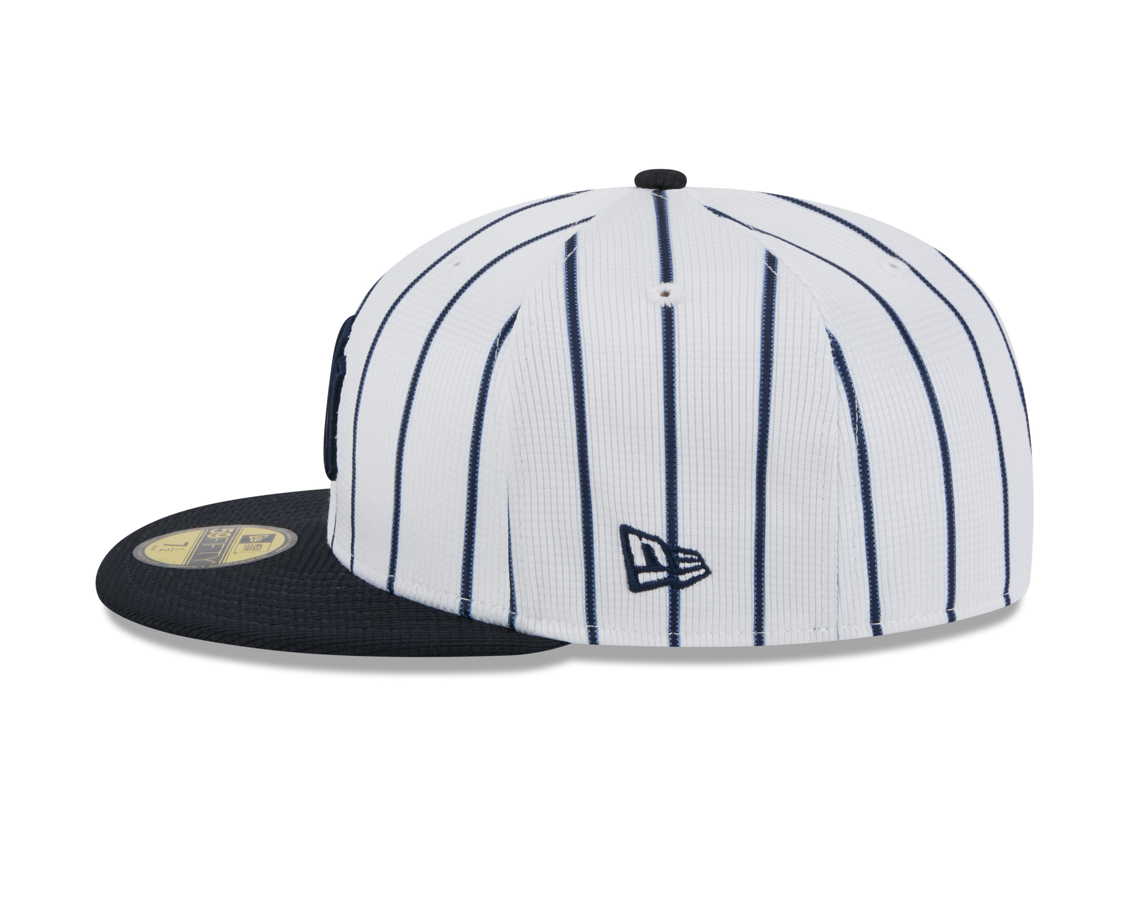 Casquette ajustée à rayures fines MLB New Era 59Fifty 2025 pour homme des Yankees de New York, blanche/bleu marine