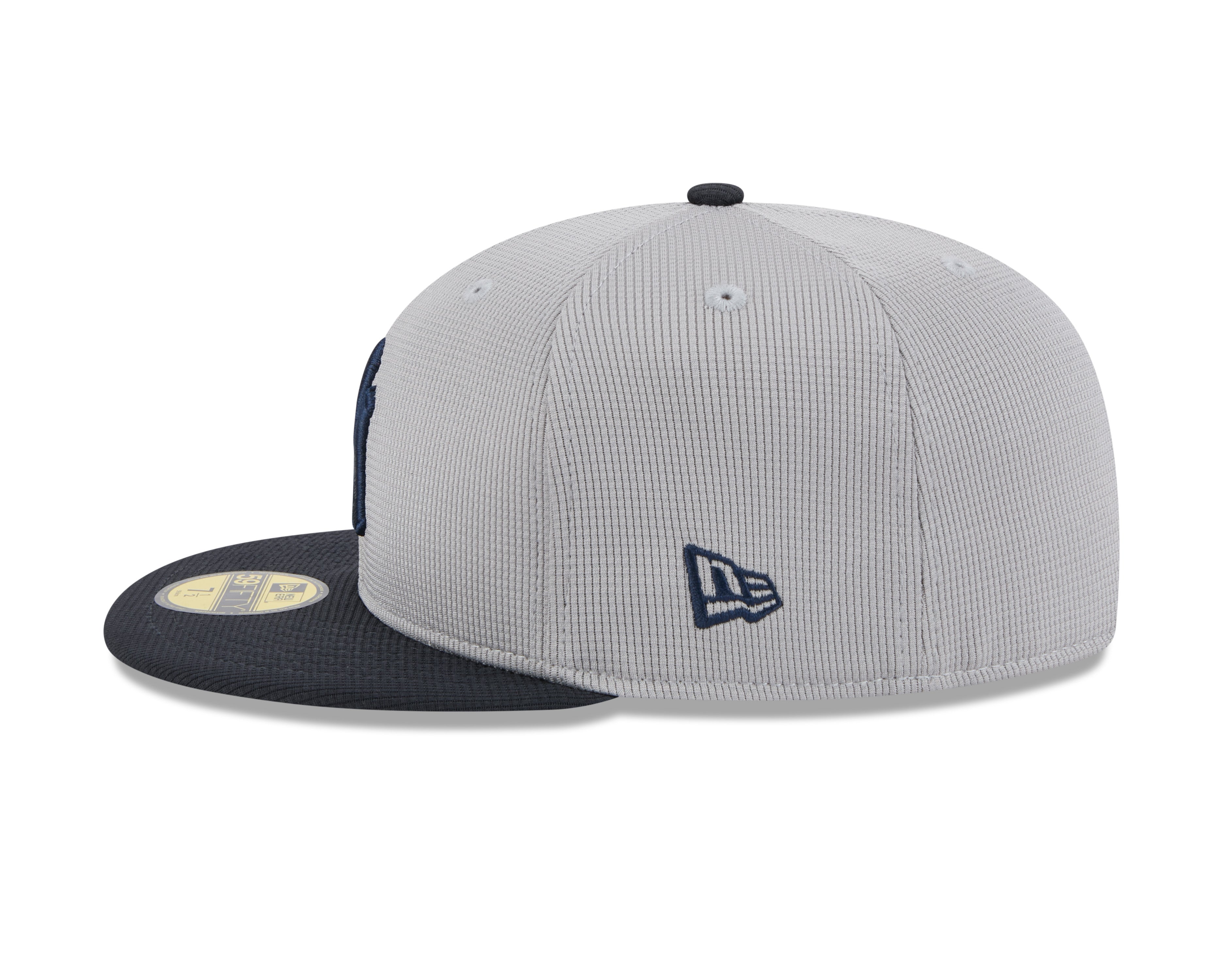 Casquette ajustée d'entraînement de printemps 2025 MLB New Era pour homme New York Yankees 59Fifty gris/bleu marine