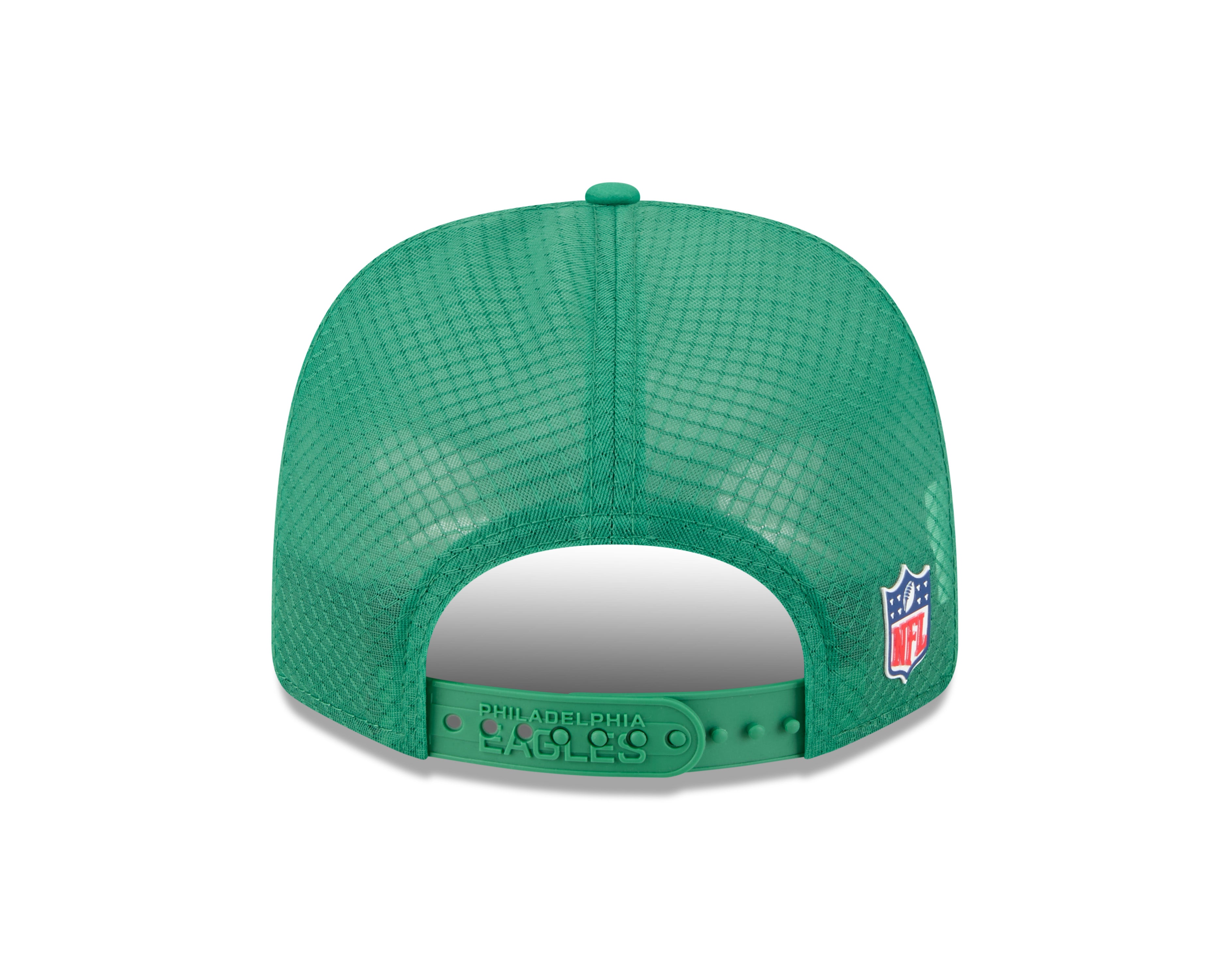 Philadelphia Eagles NFL New Era Men's Green 9Seventy 2025 Sideline Hot Weather Trucker Snapback