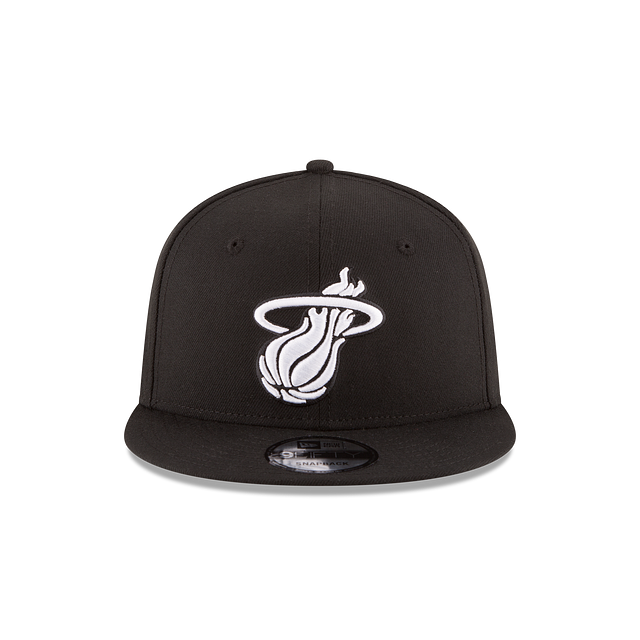 Casquette à visière plate 9Fifty Basic Snapback pour homme Miami Heat NBA New Era noire/blanche