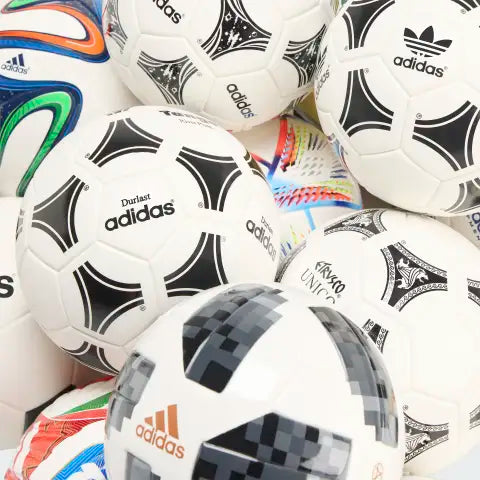 Ensemble de mini-ballons de football historiques Adidas FIFA Coupe du Monde 1970-2026, taille 1