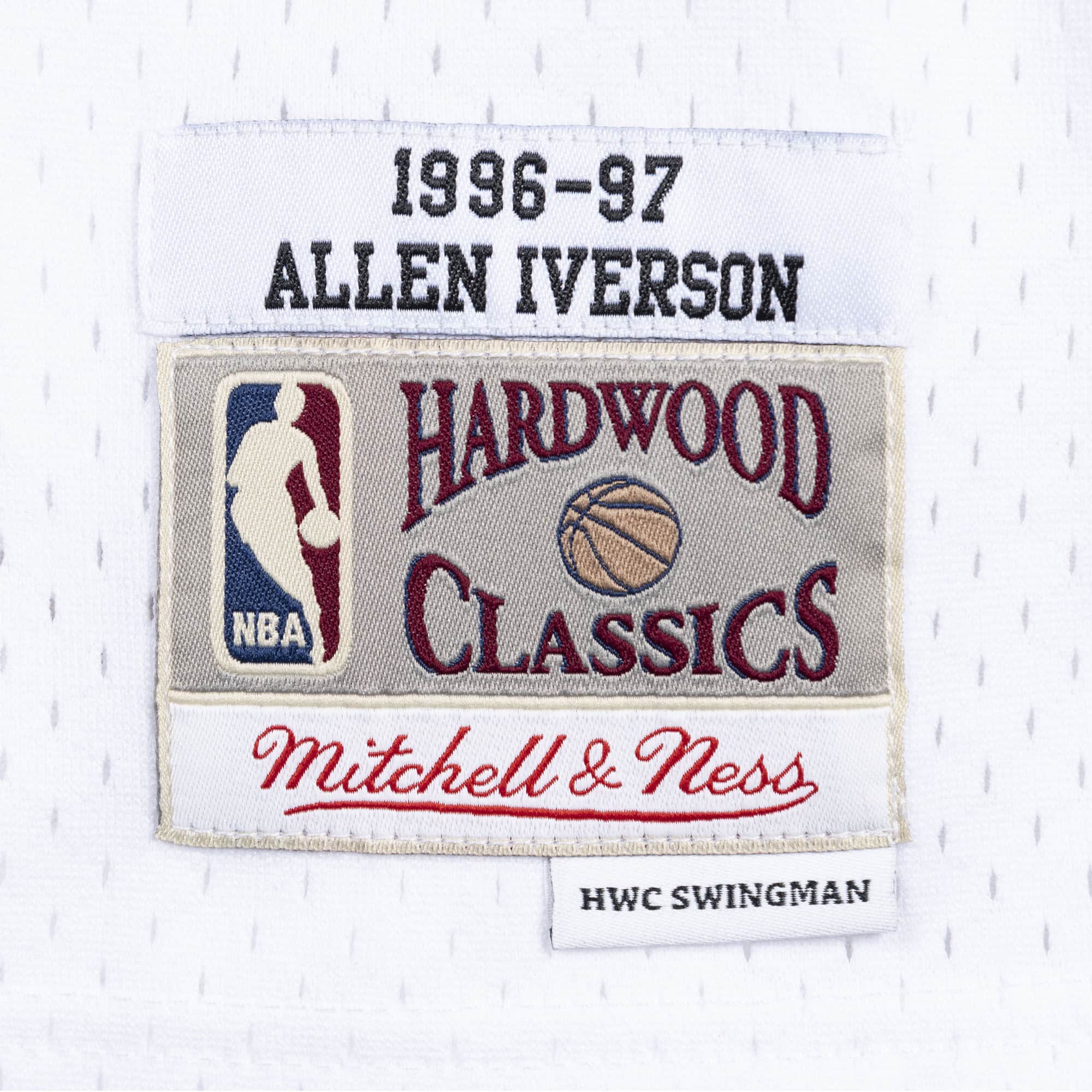 Allen Iverson Philadelphia 76ers NBA Mitchell & Ness Homme Blanc 1996-97 Hardwood Classics Swingman Maillot