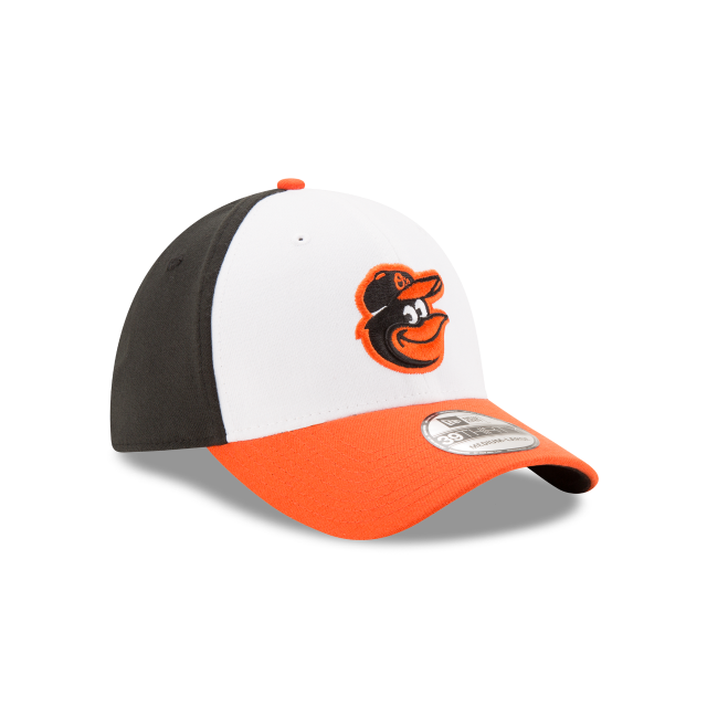 Baltimore Orioles MLB New Era Casquette extensible classique 39Thirty Team pour hommes, blanc/orange