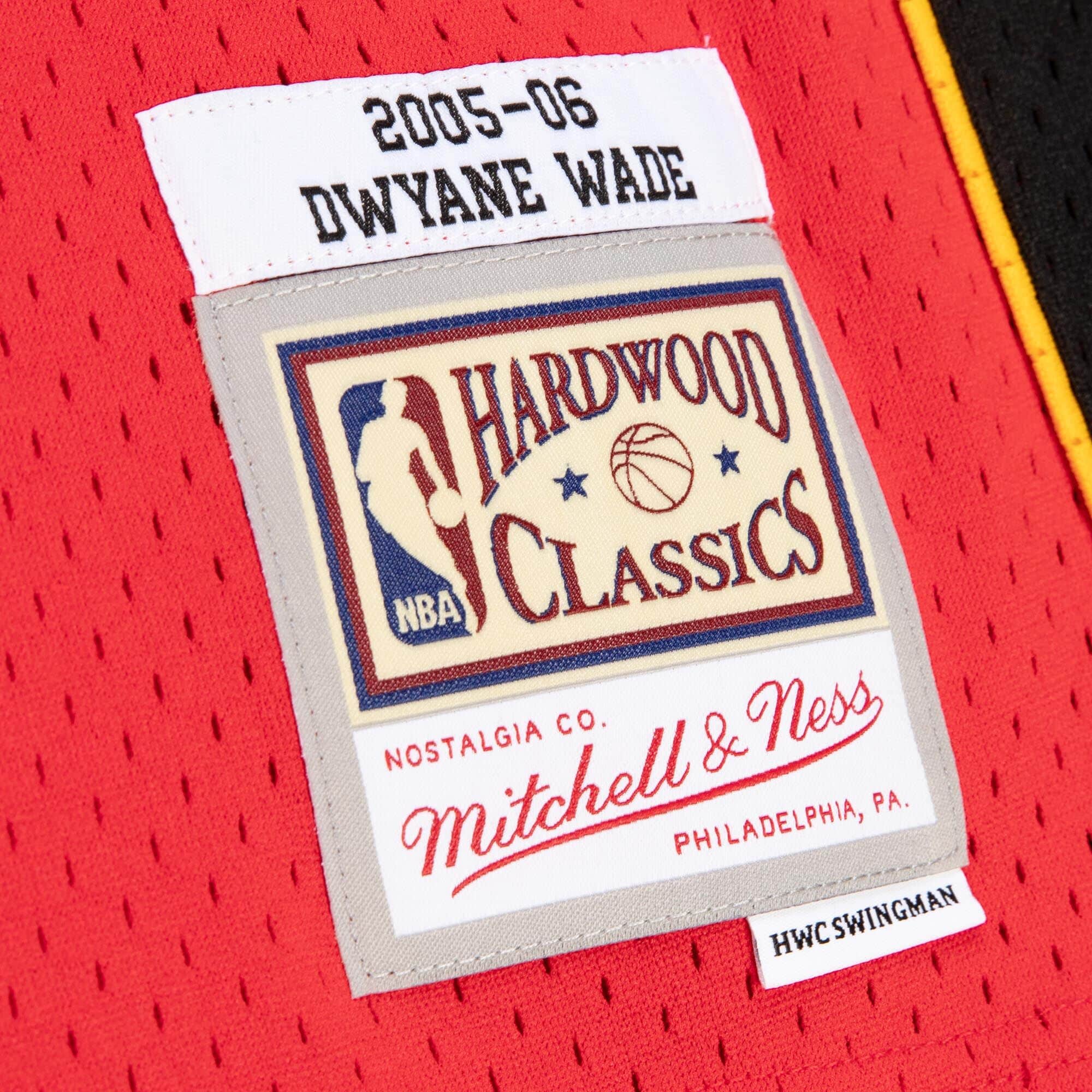 Dwyane Wade Miami Heat NBA Mitchell & Ness Men's Red 2005-06 Hardwood Classics Swingman Jersey