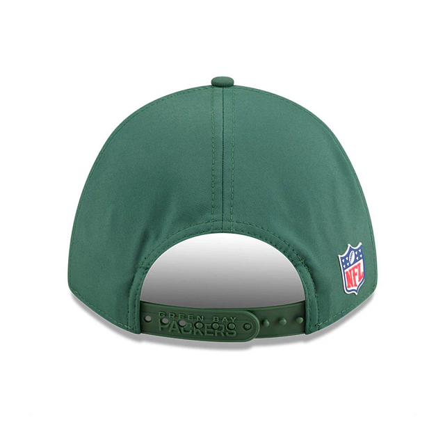 Green Bay Packers NFL New Era Men's Green 9Forty 2025 Sideline M-Crown Snapback