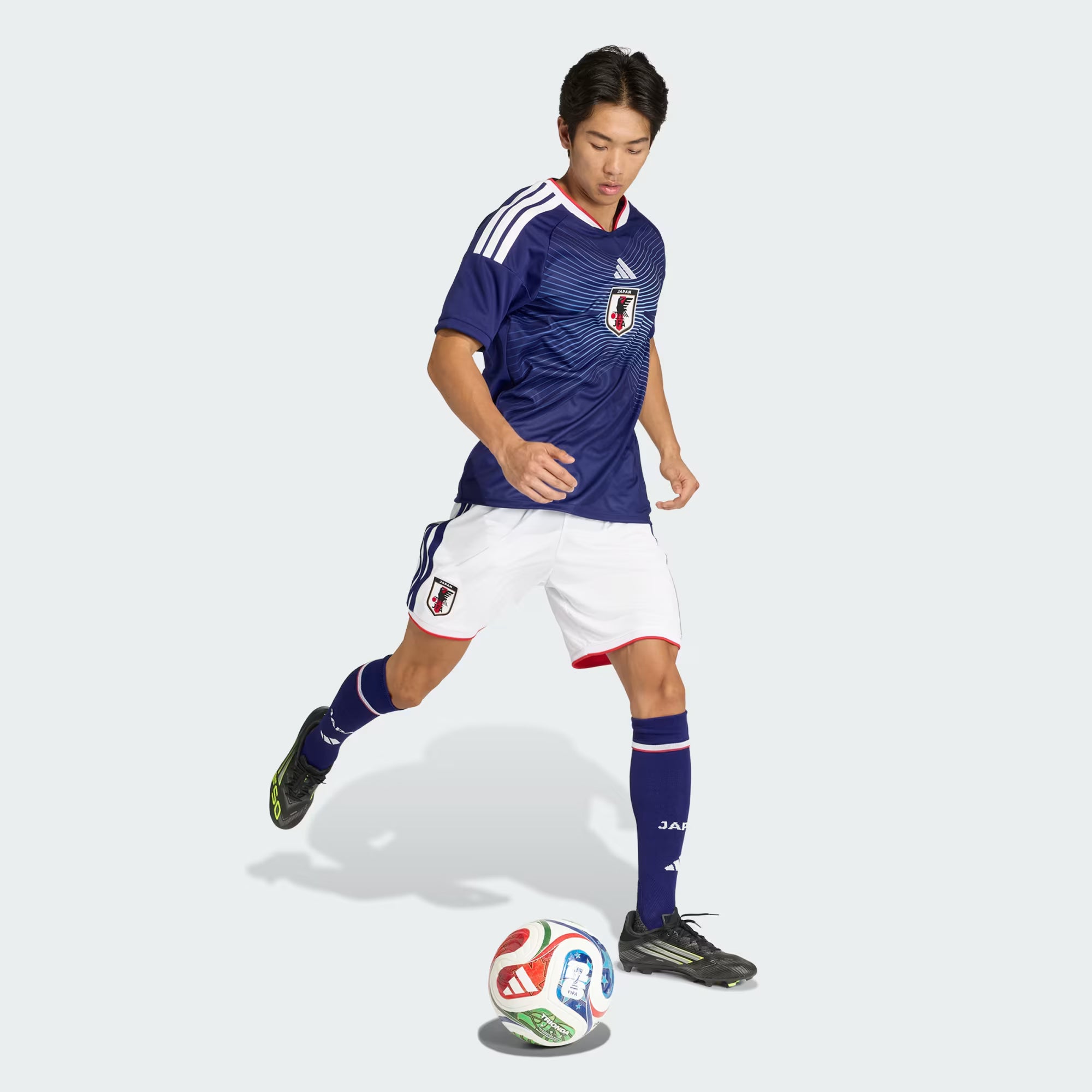 Maillot domicile réplique FIFA Adidas bleu marine de l'équipe nationale du Japon pour homme, saison 2025/26