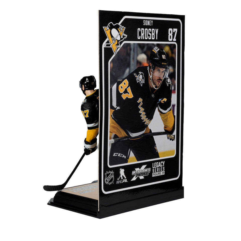Figurine articulée de 18 cm de Sidney Crosby des Penguins de Pittsburgh de la LNH, série Legacy Uniforme alternatif, McFarlane Toys.