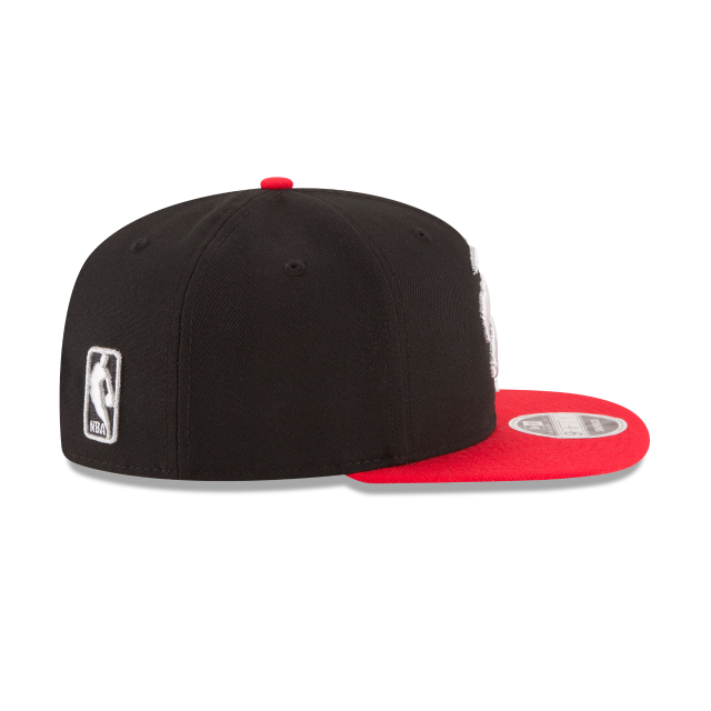 Toronto Raptors NBA New Era pour hommes, noir/rouge 9Fifty Two Tone Snapback