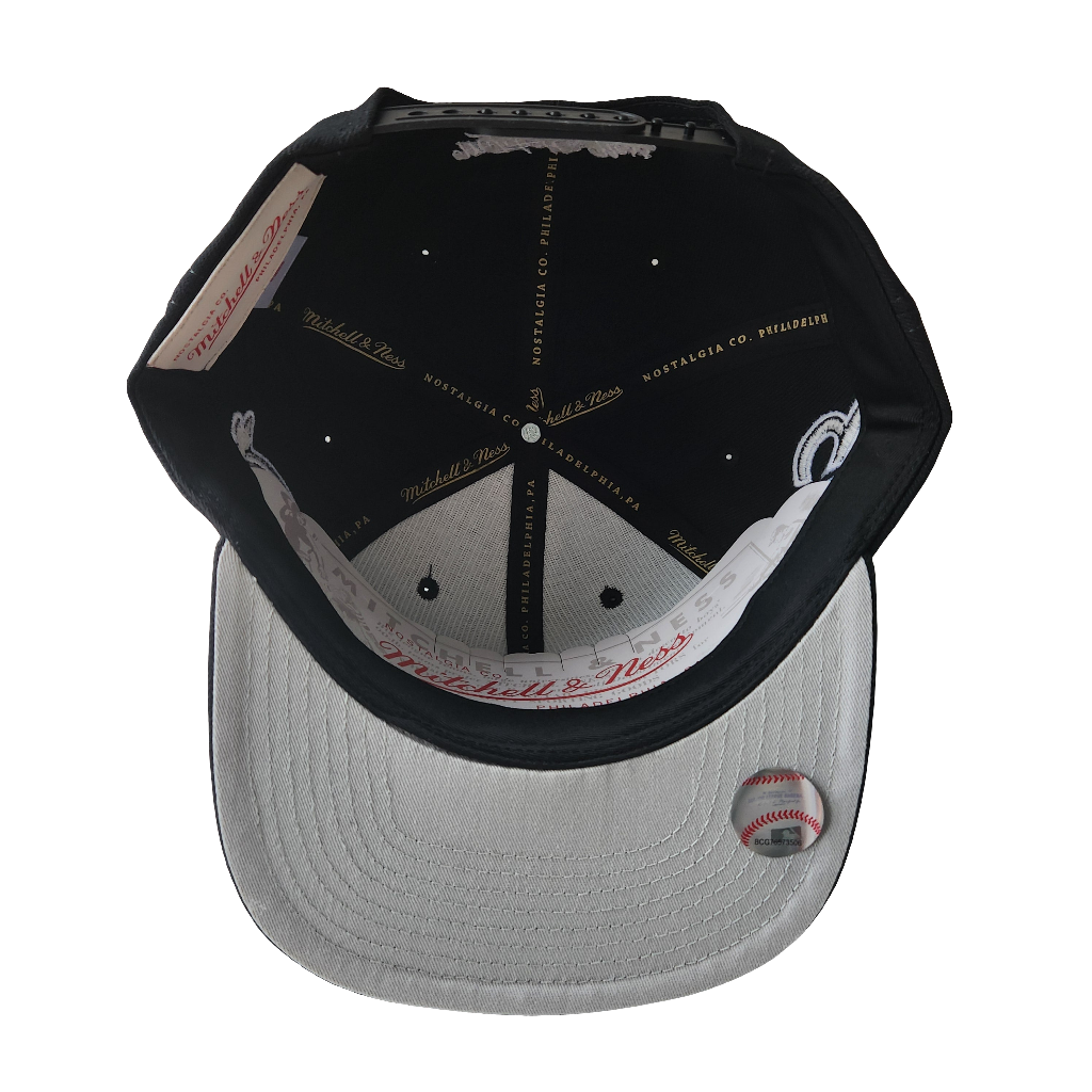 Montreal Expos MLB Mitchell & Ness Men's Black Trifecta Cooperstown Original Fit Snapback