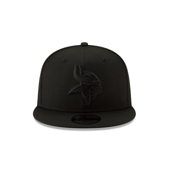 Minnesota Vikings NFL New Era Men's Black On Black 9Fifty Basic Snapback