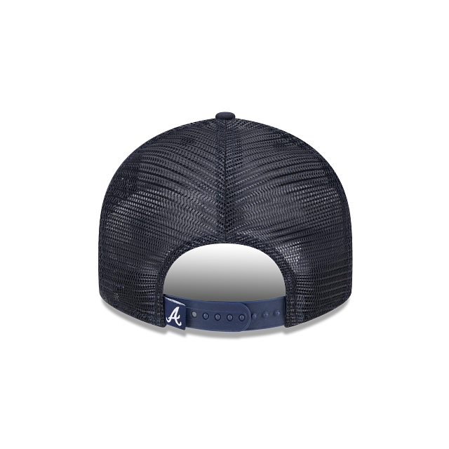 Atlanta Braves MLB New Era Men's Navy 9Fifty Low Profile Trucker Snapback