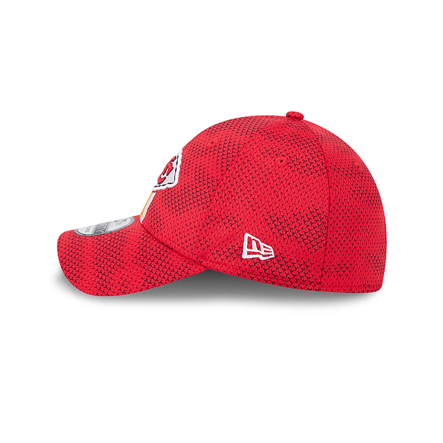 Casquette extensible rouge 39Thirty 2024 Sideline pour homme des Chiefs de Kansas City NFL New Era