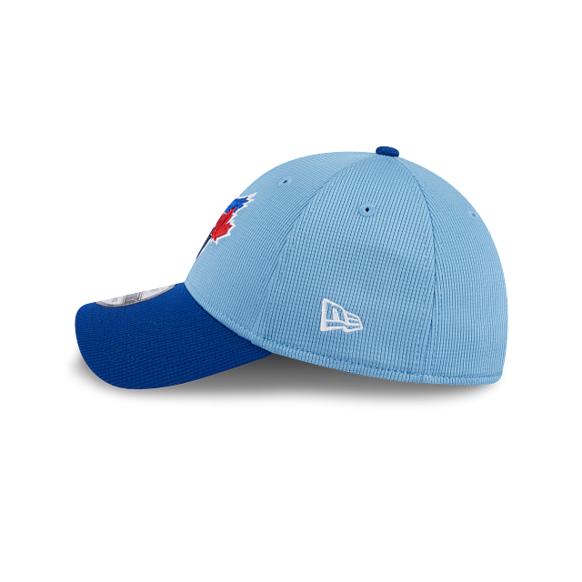Casquette d'entraînement au bâton extensible 39Thirty 2024 bleu clair/bleu royal New Era pour homme des Blue Jays de Toronto MLB