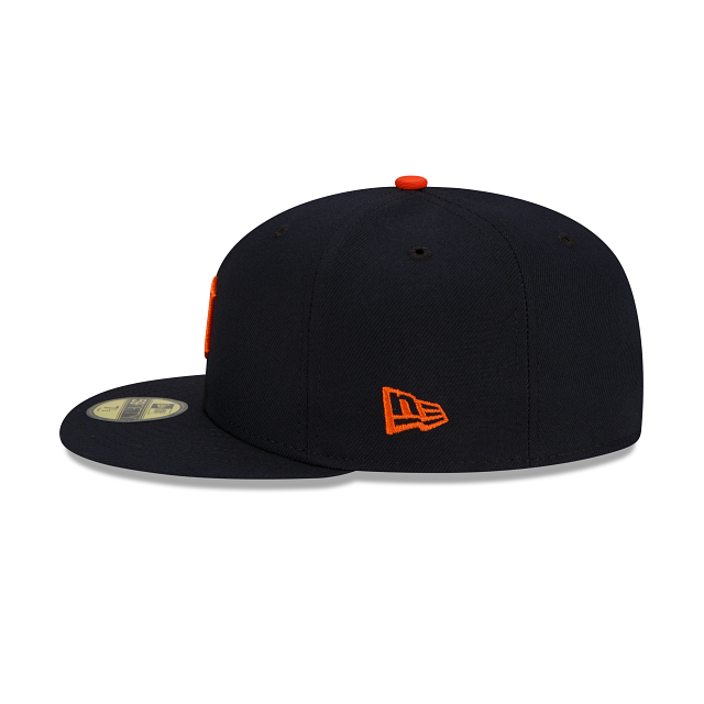Casquette ajustée MLB New Era 59Fifty Authentic Collection Road 2022 pour jeunes des Detroit Tigers