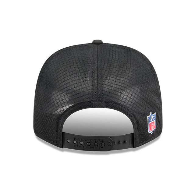 Baltimore Ravens NFL New Era Men's Black 9Seventy 2025 Sideline Hot Weather Trucker Snapback