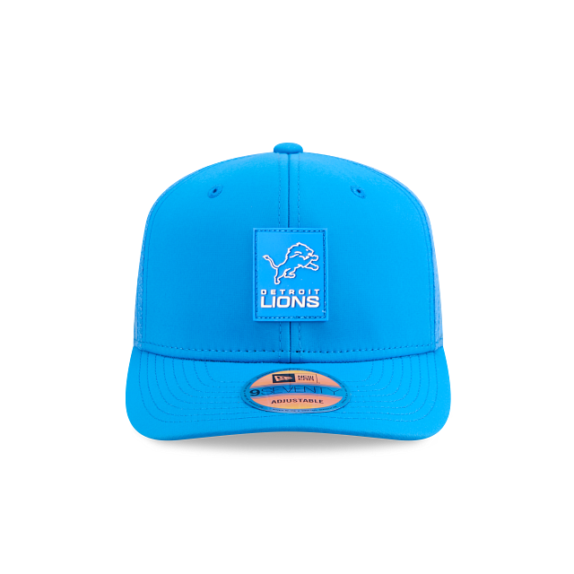 Casquette trucker New Era 9Seventy 2025 Sideline pour homme, bleu Honolulu, Detroit Lions NFL, modèle Honolulu Blue, idéale pour les journées chaudes.