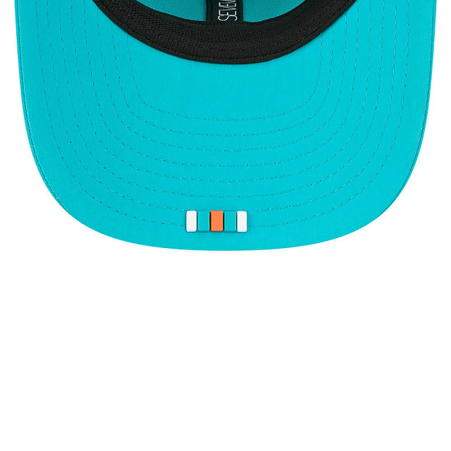 Casquette trucker New Era 9Seventy 2025 Sideline pour homme, couleur turquoise, Miami Dolphins NFL, idéale pour les journées chaudes.