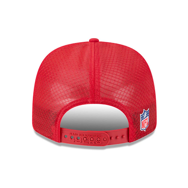 San Francisco 49ers NFL New Era Men's Red 9Seventy 2025 Sideline Hot Weather Trucker Snapback