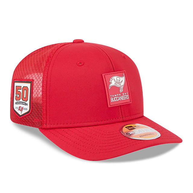 Tampa Bay Buccaneers NFL New Era Men's Red 9Seventy 2025 Sideline Hot Weather Trucker Snapback