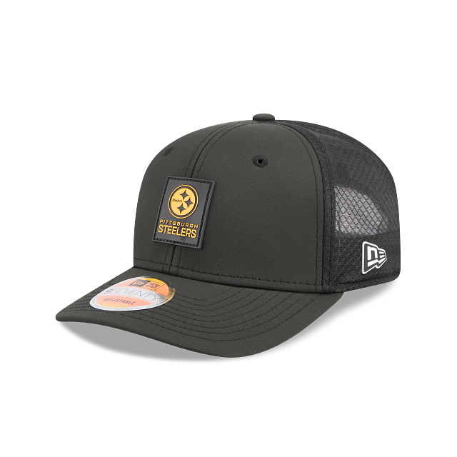 Pittsburgh Steelers NFL New Era Men's Charcoal 9Seventy 2025 Sideline Hot Weather Trucker Snapback
