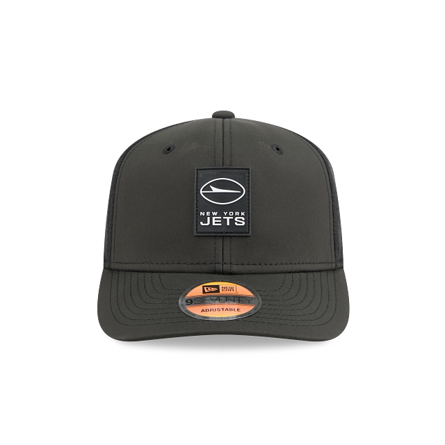 Casquette trucker New Era 9Seventy 2025 Sideline pour homme, couleur anthracite, New York Jets NFL, idéale pour les journées chaudes.