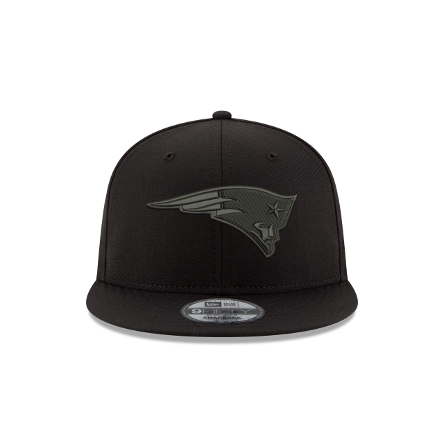 New England Patriots NFL New Era Men's Black on Black 9Fifty Basic Snapback