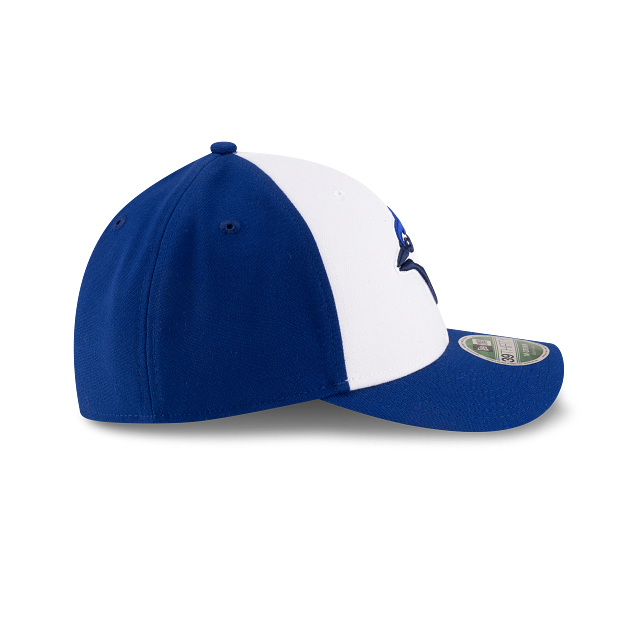 Toronto Blue Jays MLB New Era Men's White/Royal 39Thirty M-Crown Player Replica Stretch Fit Hat