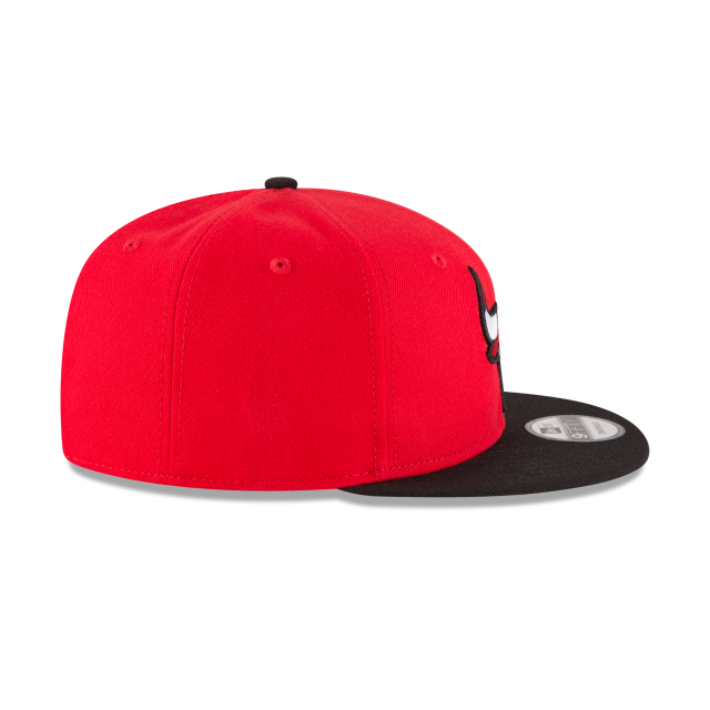 Chicago Bulls NBA New Era Men's Red/Black 9Fifty Two Tone Snapback
