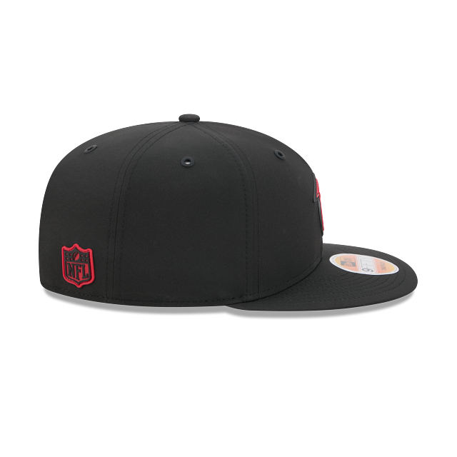 Atlanta Falcons NFL New Era Men's Black 9Fifty 2026 Sideline Snapback Hat