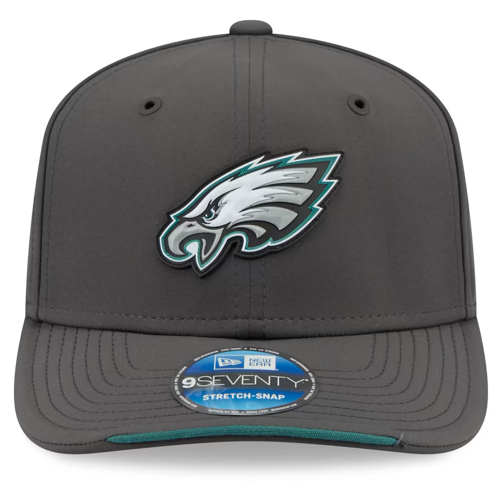 Philadelphia Eagles NFL New Era Men's Charcoal 9Seventy 2026 Sideline Cold Weather Stretch Snapback