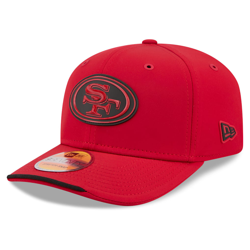 San Francisco 49ers NFL New Era Men's Red 9Seventy 2026 Sideline Stretch Snapback