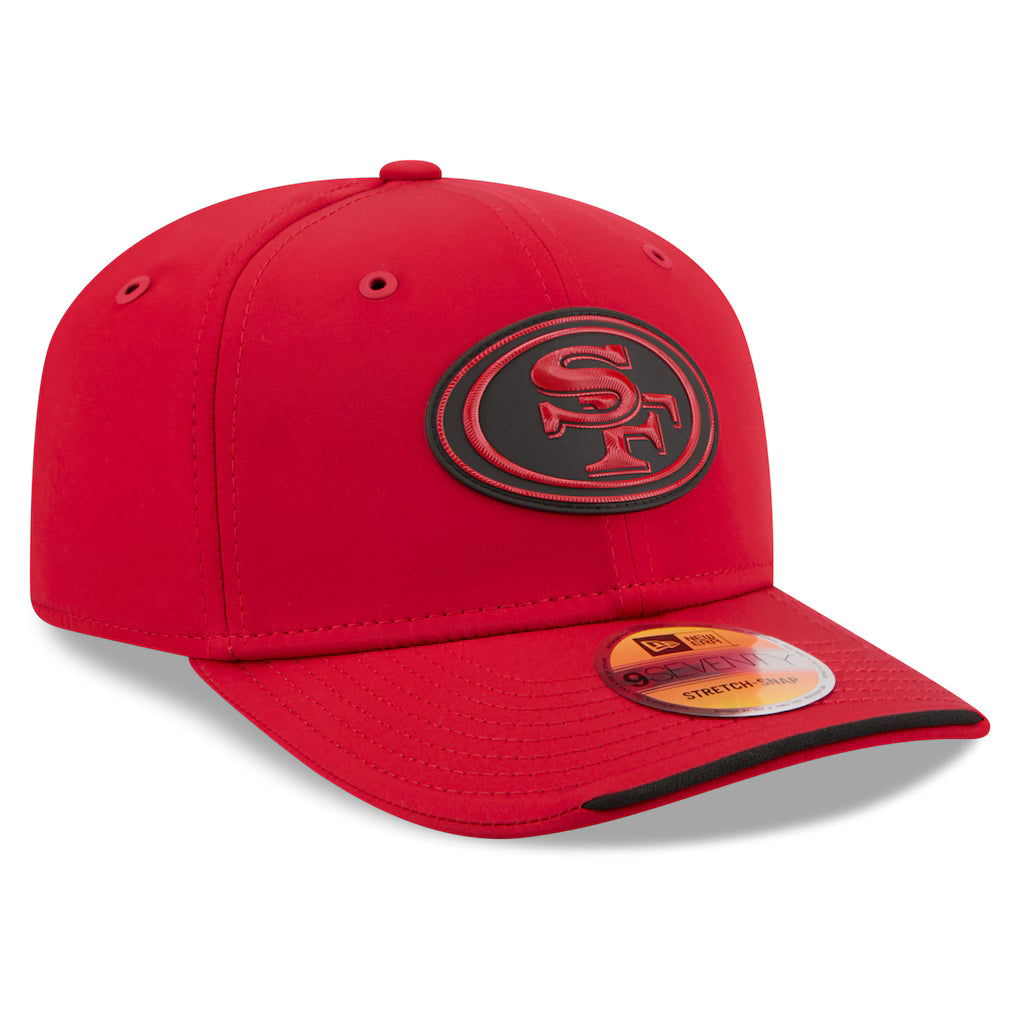 San Francisco 49ers NFL New Era Men's Red 9Seventy 2026 Sideline Stretch Snapback