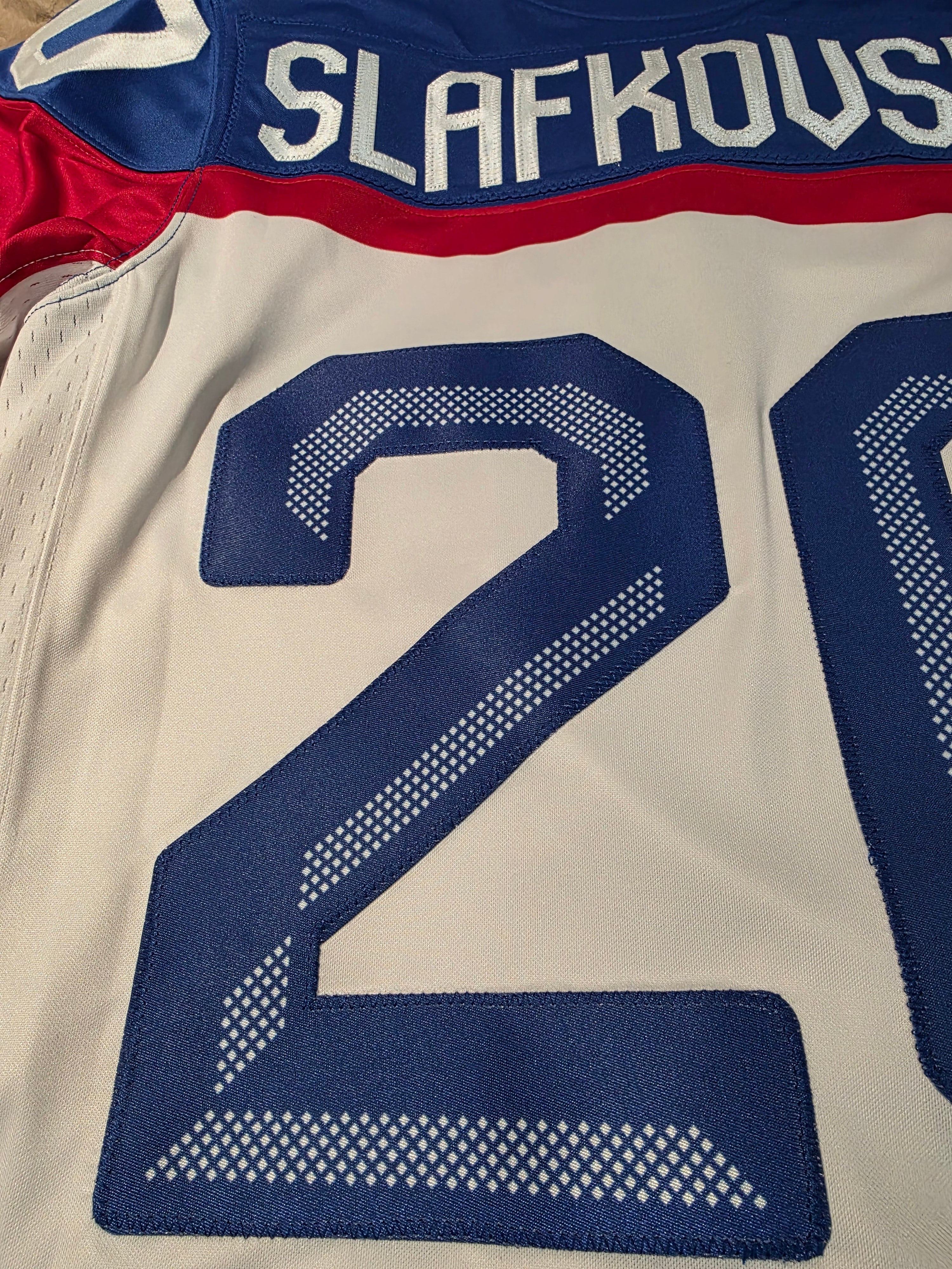 Juraj Slafkovský Slovaquie Hockey IIHF Nike pour homme Blanc 2026 Pro-Stitched Replica Maillot