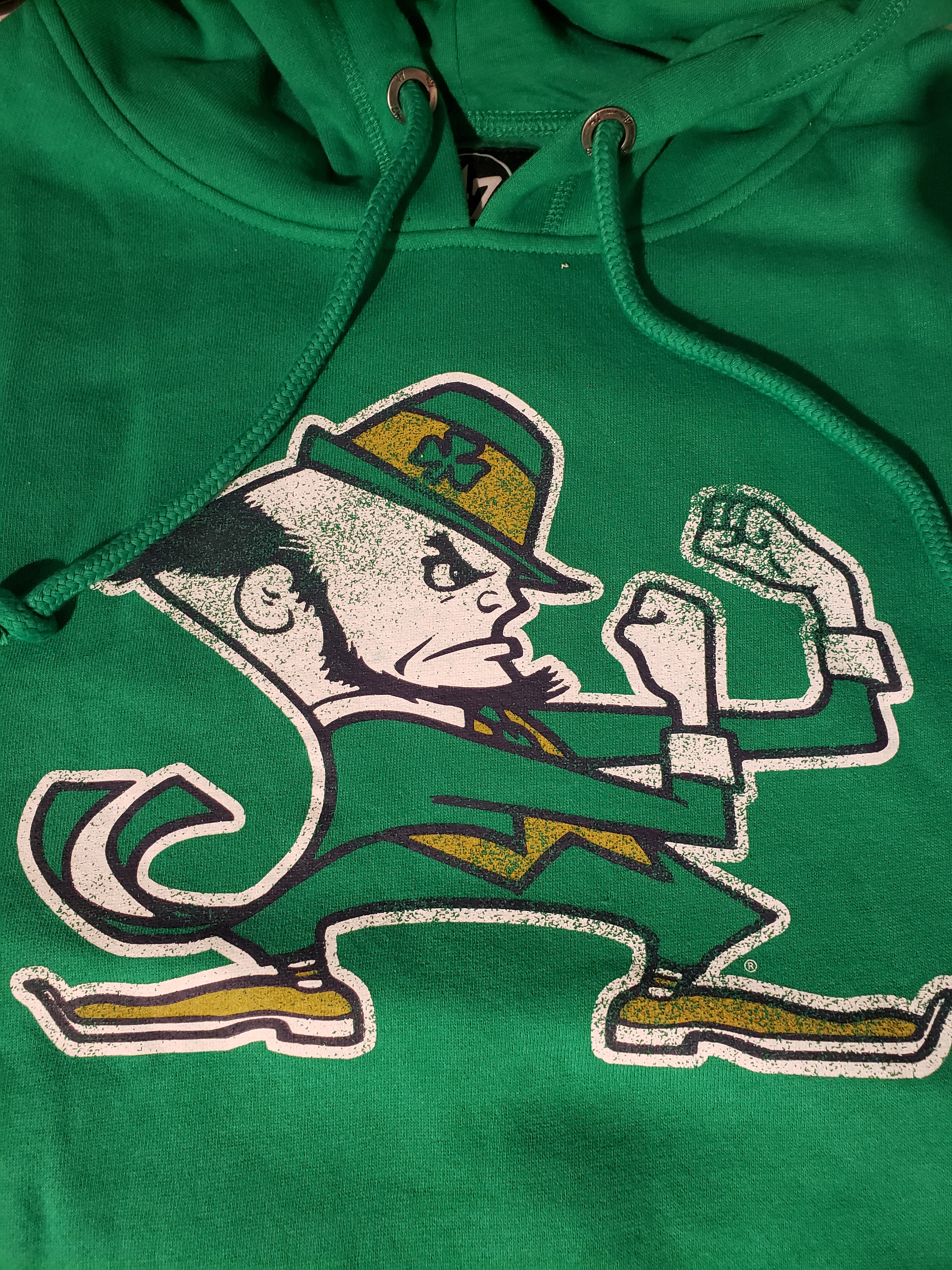 Notre Dame Fighting Irish NCAA 47 Brand Men's Green Imprint Distressed Logo Headline Pullover Hoodie