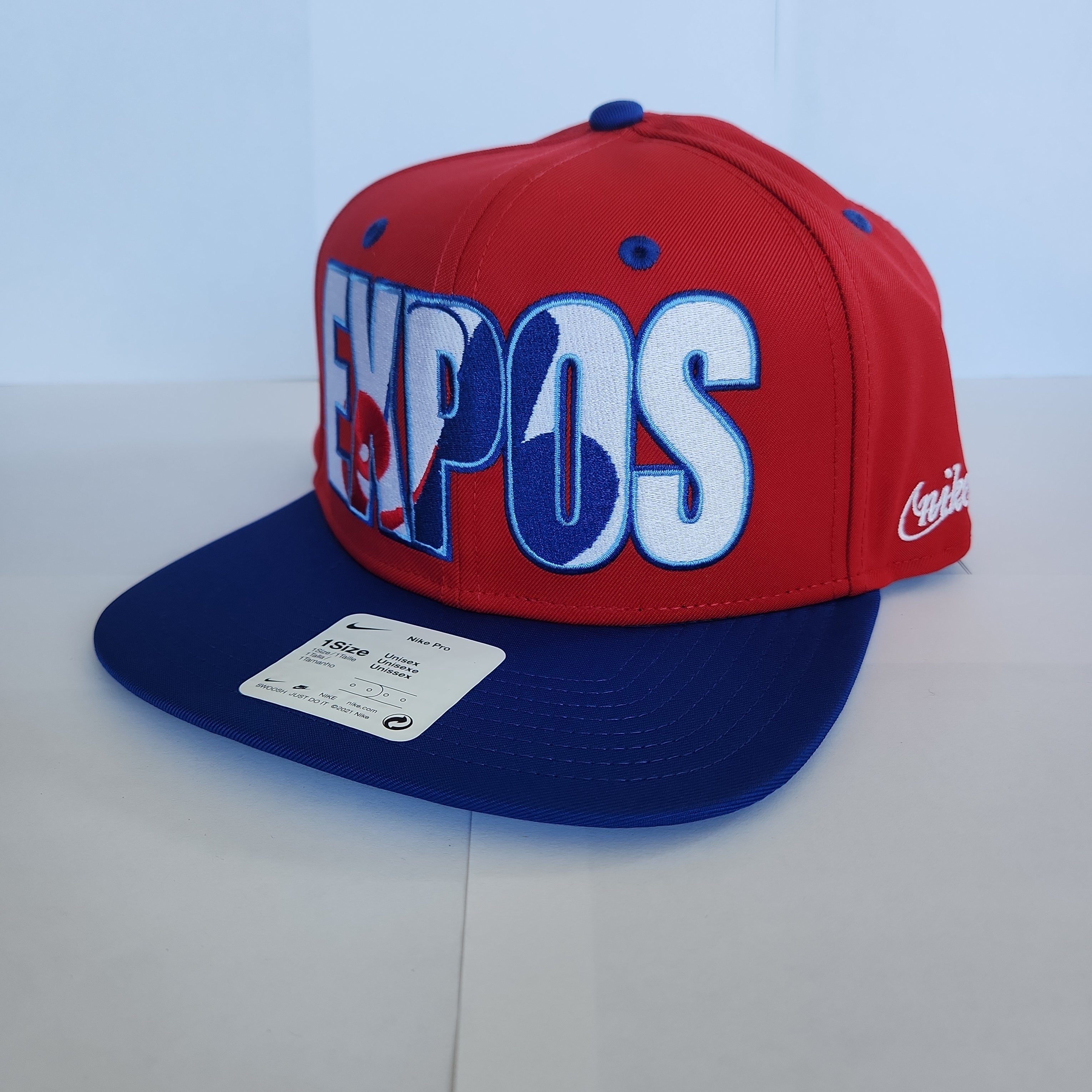 Montreal Expos MLB Nike Men's Red Cooperstown Pro Flat Brim Snapback