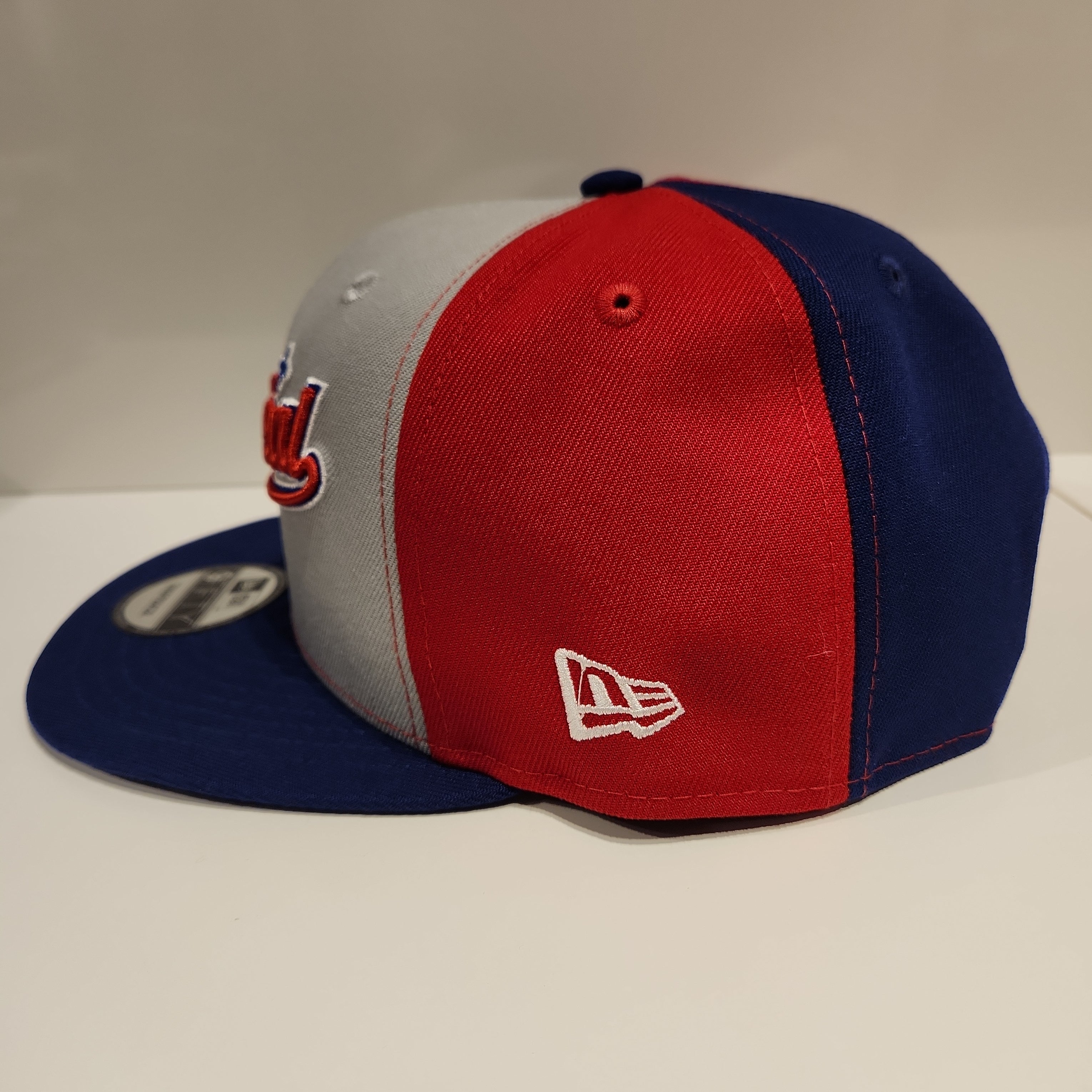 Expos de Montréal MLB New Era pour hommes, gris 9Fifty Cooperstown 35e anniversaire, uniforme rétro Snapback