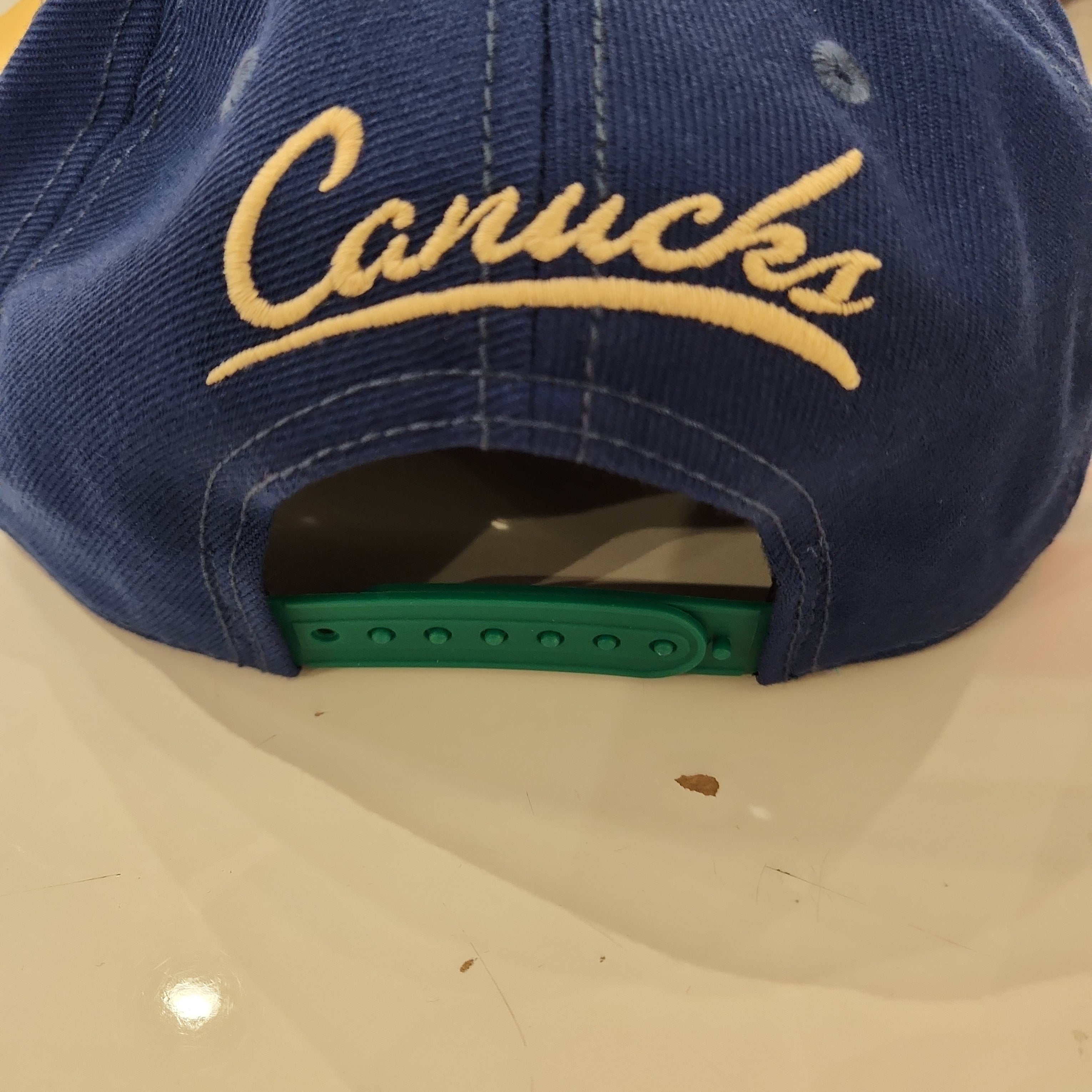 Vancouver Canucks NHL American Needle Men's Royal Blue Vintage Varsity Snapback