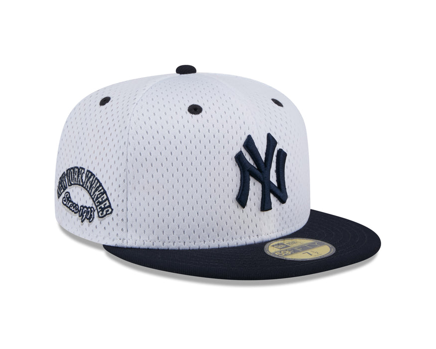 New York Yankees MLB New Era Men's White 59Fifty Throwback Mesh Fitted Hat