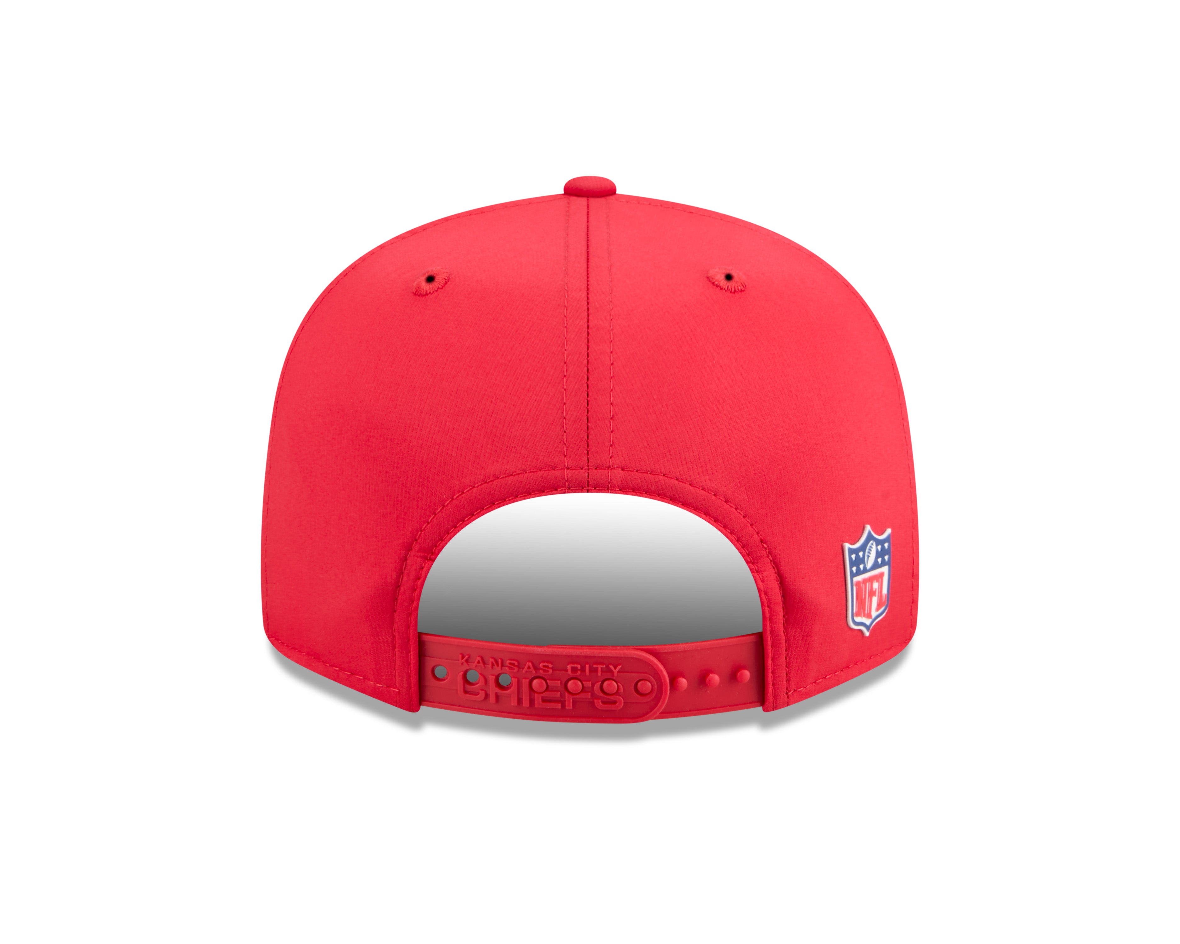 Kansas City Chiefs NFL New Era Men's Red 9Fifty 2025 Sideline Hot Weather Split Panel Snapback
