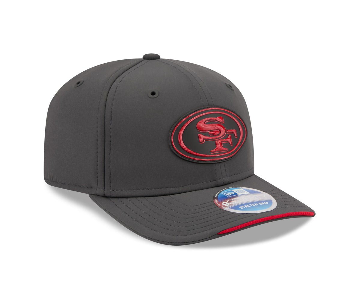 San Francisco 49ers NFL New Era Men's Charcoal 9Seventy 2026 Sideline Cold Weather Stretch Snapback