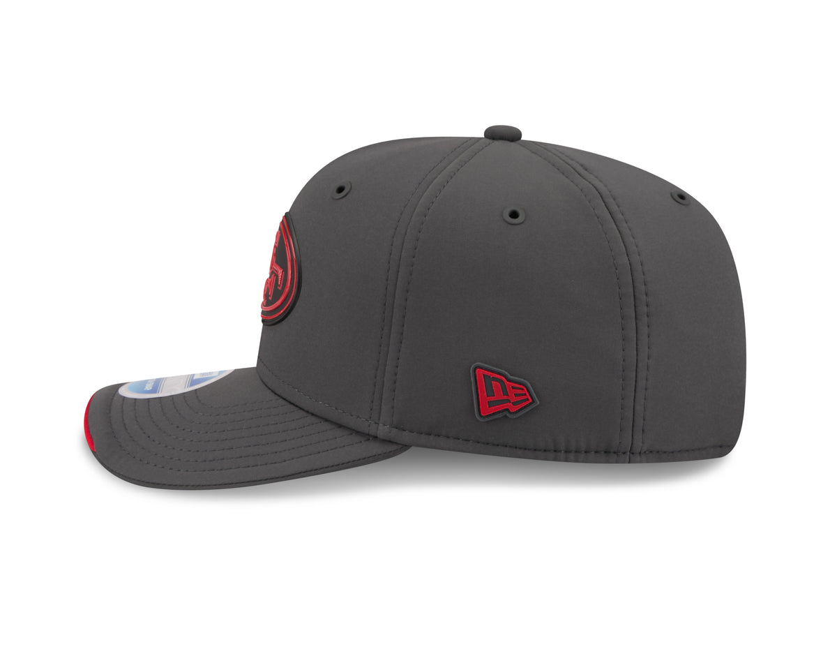 San Francisco 49ers NFL New Era Men's Charcoal 9Seventy 2026 Sideline Cold Weather Stretch Snapback