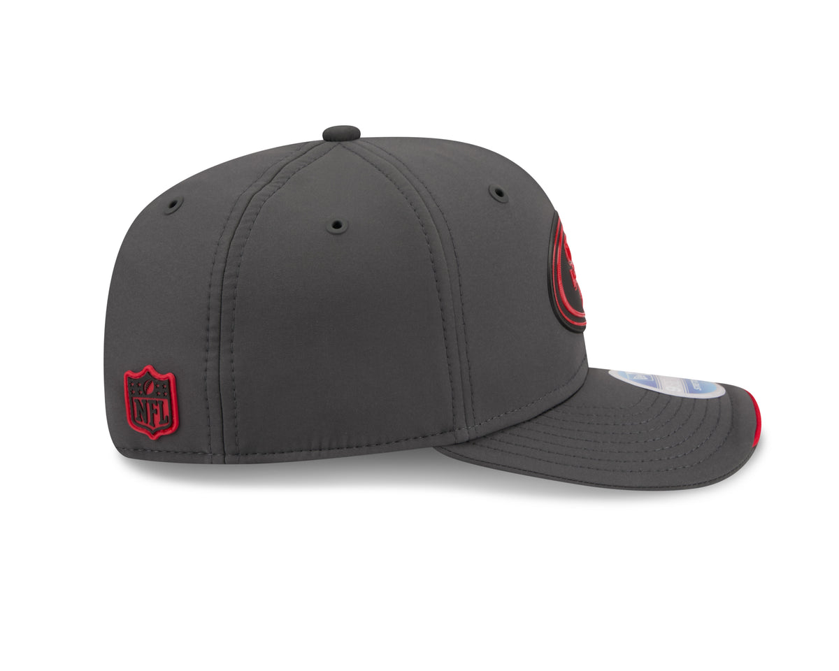 San Francisco 49ers NFL New Era Men's Charcoal 9Seventy 2026 Sideline Cold Weather Stretch Snapback
