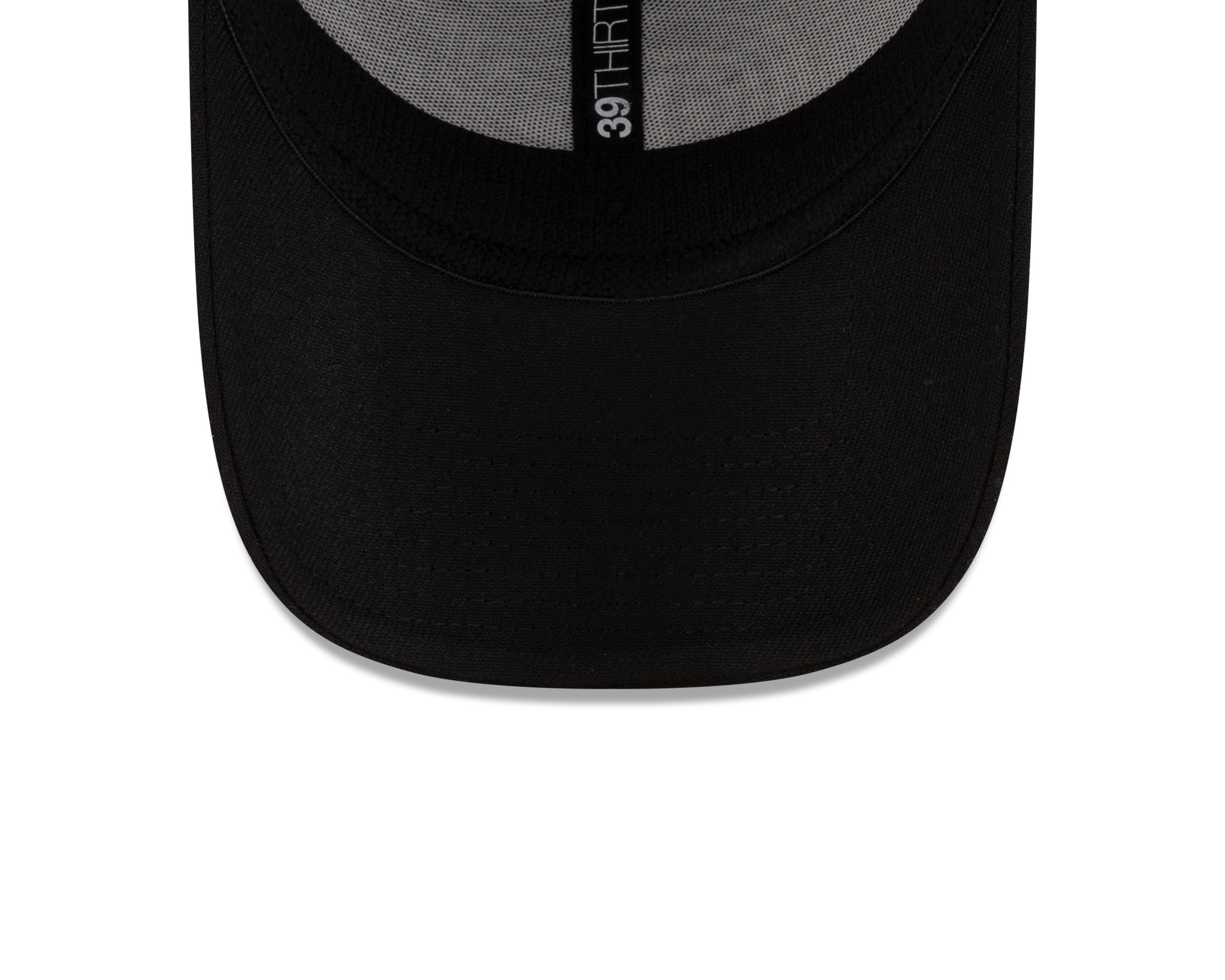 Montreal Canadiens NHL New Era Men's Black/White 39Thirty Team Classic Stretch Fit Hat