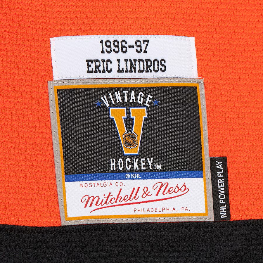 Maillot authentique Mitchell &amp; Ness orange pour homme des Flyers de Philadelphie de la LNH, 1996-1997, Eric Lindros
