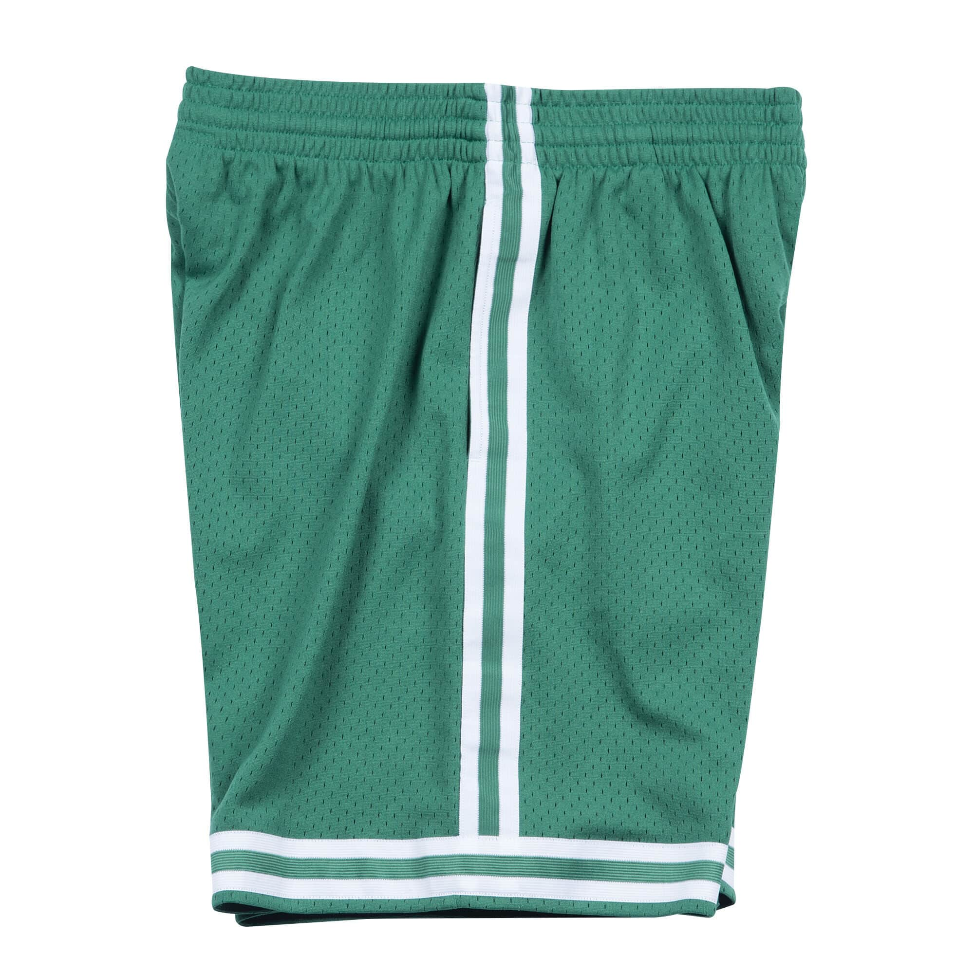 Boston Celtics NBA Mitchell & Ness Short Swingman vert 1985-86 Hardwood Classics pour hommes