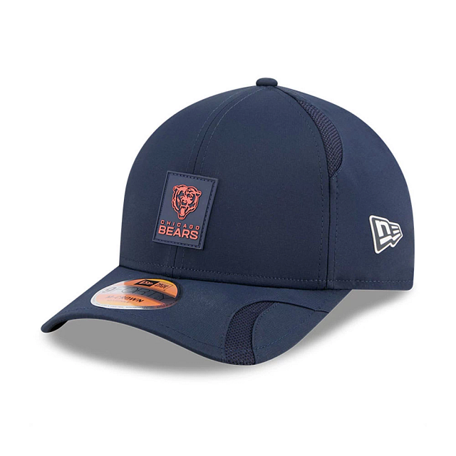 Chicago Bears NFL New Era Men's Navy 9Forty 2025 Sideline M-Crown Snapback