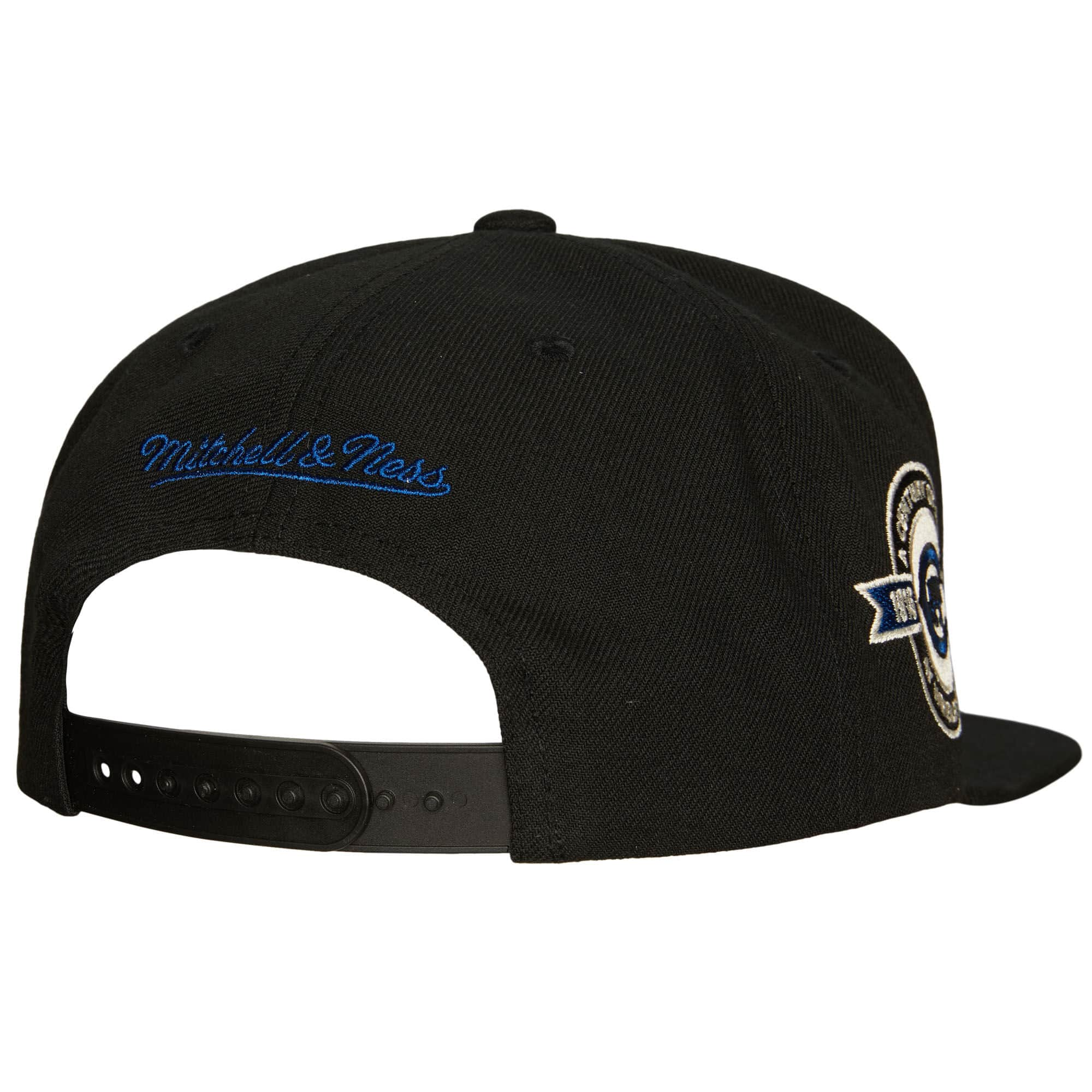 Chicago Cubs MLB Mitchell & Ness Men's Black Team Classic Snapback