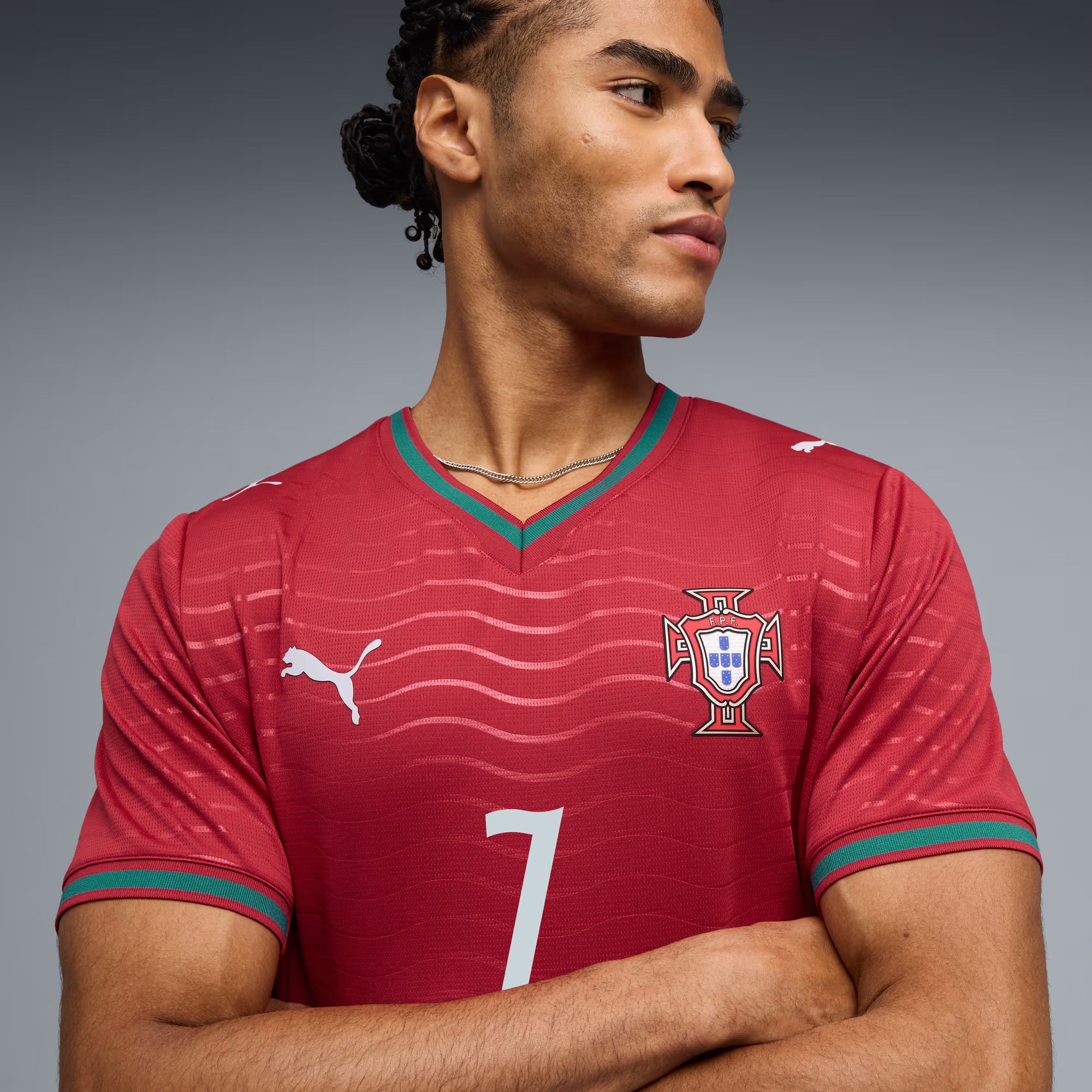 Maillot réplique rouge 2026/27 de l'équipe nationale du Portugal de Cristiano Ronaldo, FIFA Puma.