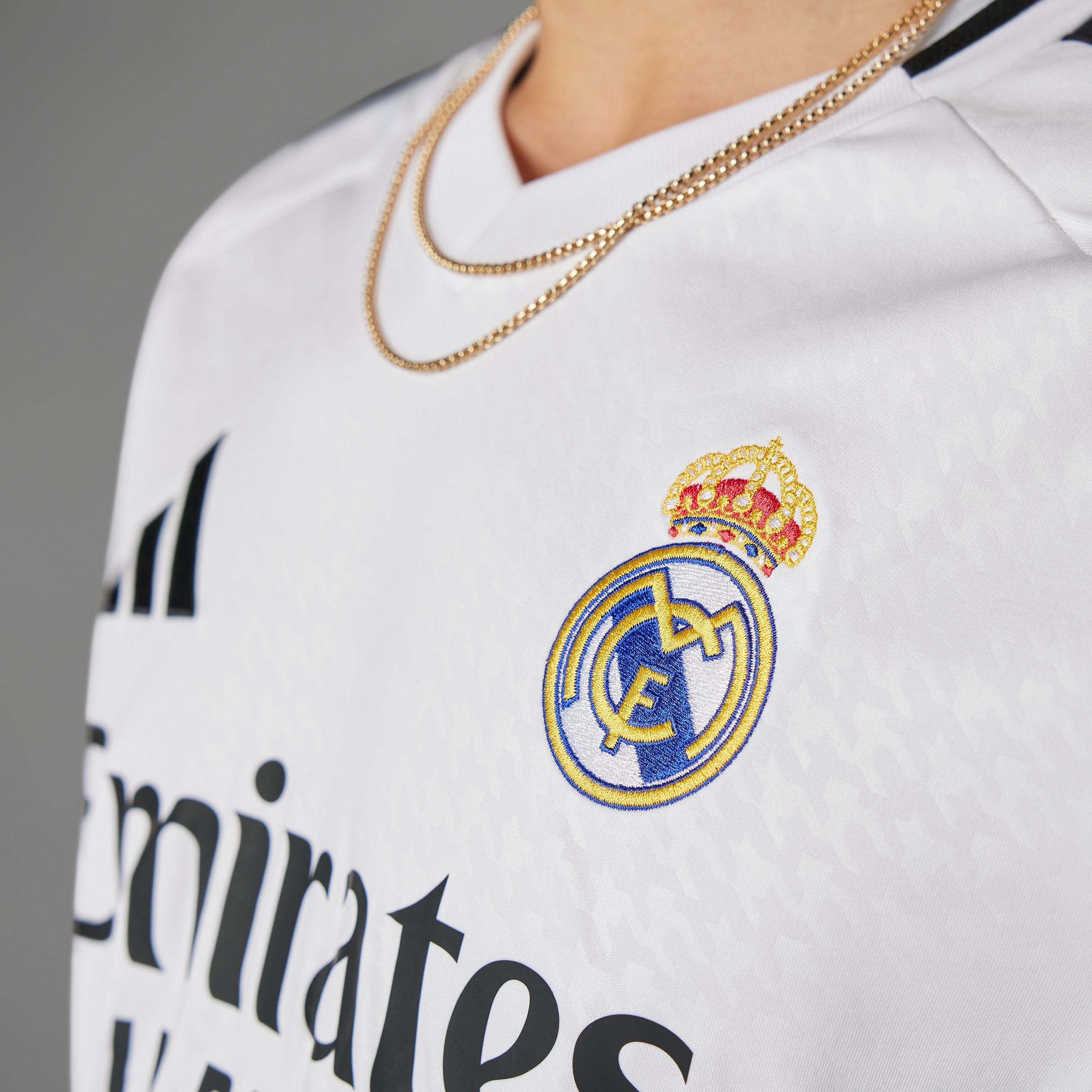 Maillot à manches longues réplique blanc 2024/25 du Real Madrid La Liga Adidas pour homme